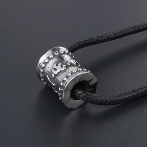 Collier avec pendentif mantra à six syllabes, en acier inoxydable, style tibétain, breloque à thème, cordon en cuir de 60 cm, SP524 - Product Image 3