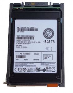 118000849 Disque SSD à bas prix Exx 15,36 To 2,5 pouces 7,2K 12G SFF SAS 256 Mo - Product Image 5