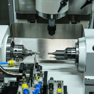 <span class=keywords><strong>VEKTOR</strong></span> YK3603 – Fraiseuse à engrenages CNC automatique de haute qualité pour petits engrenages, 380V 7.5kW, avec moteur et boîte de vitesses intégrés - Product Image 1