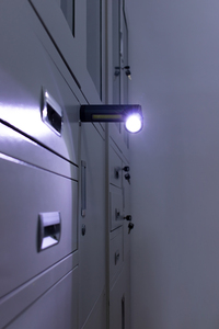פנס עבודה נייד נטען COB LED עם מגנט וקליפס, סוללה מובנית לתיקון רכב, קמפינג ועבודה - Product Image 5