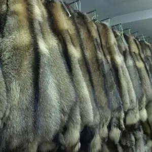 Directo de fábrica colorido 100% piel de zorro Real piel de zorro teñida piel de zorro hecha en China