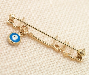 Broche árabe chapado en oro de 18K, Pin Mashallah de bendición musulmana con forma de ojo esmaltado, broche islámico de caligrafía con nombre árabe - Product Image 2