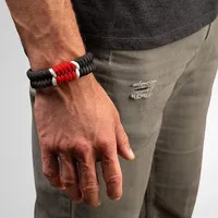 Bracelet de survie d'urgence pour homme, en corde de parachute 550 tressée, avec manille métallique en U à taille réglable, pour l'extérieur