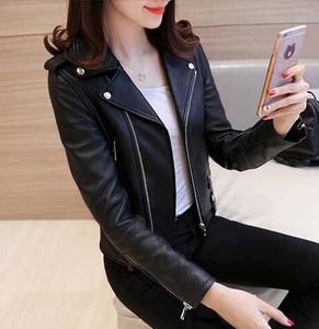 ملابس نسائية جديدة للربيع والخريف لعام 2021, معطف نسائي قصير ورقيق مناسب للدراجات النارية ، مصنوع من الجلد الصناعي - Product Image 3