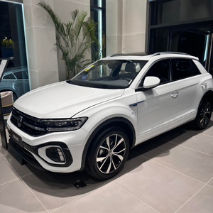 Nuova <span class=keywords><strong>Volkswagen</strong></span> <span class=keywords><strong>T</strong></span>-Roc 2026, Edizione Starlight 300TSI DSG, Nuova Auto a Benzina - Product Image 1