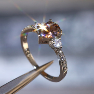 Anello a Goccia Marrone per Donne, Gioiello da Dito alla Moda con Pietra, per Uso Quotidiano - Product Image 1