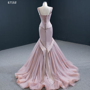 Robe de mariée RSM67152 en dentelle sirène avec applications de sequins, broderie, bretelles spaghetti, décolleté en cœur, longueur au sol, traîne naturelle, pour femmes - Product Image 3