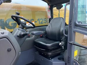 Forklift Teleskopik Diesel Bekas Resmi <span class=keywords><strong>XCMG</strong></span> 5,4 Ton XC6-1256VN Telehandler Dijual - Product Image 6