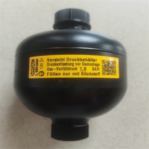 ถังเก็บแรงดันไฮดรอลิก Hydac Sbo210 0 32E1 112U 210Ak สำหรับใช้งานในอุตสาหกรรม - Product Image 3