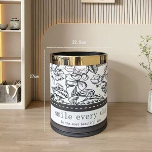 Poubelle cylindrique enveloppée de cuir 27 cm, design « Sourire au quotidien », pour la maison, le bureau, la cuisine, utilisation en intérieur - Product Image 1