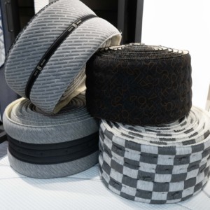 <span class=keywords><strong>Guata</strong></span> de espuma o poliéster personalizada al por mayor, borde de colchón acolchado de <span class=keywords><strong>ancho</strong></span> personalizado para colchón - Product Image 4