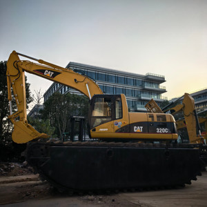 Excavadora Anfibia Usada de 320CL, 21 Toneladas, con Bomba de Motor y Tipo Oruga, Capacidad de Cucharón de 1.2m - Product Image 6