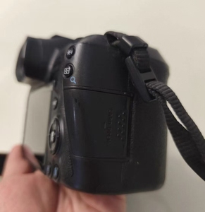 กล้องมิเรอร์เลสคุณภาพสูงแบบ SLR มือสอง รุ่น E/OS R กล้องฟูลเฟรม 30MP บันทึกวิดีโอ 4K - Product Image 3