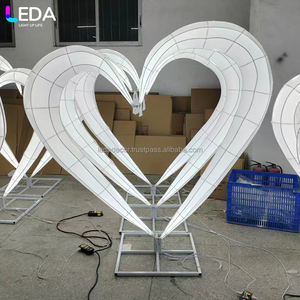 ฉากหลังแต่งงาน: ซุ้มโค้งรูปหัวใจ2025ซุ้มแต่งงานฉากหลังเวที - Product Image 2