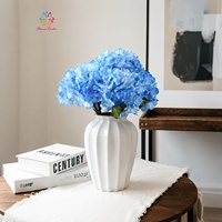 Grande tige de fleur d'hortensia artificielle en tissu, hortensia artificiel pleine fleur en plusieurs couleurs pour la décoration de mariage et de maison dans un vase