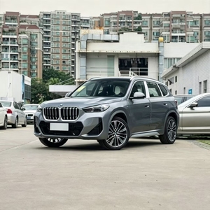 <span class=keywords><strong>BMW</strong></span> X1 Dinamica: SUV Compatto di Lusso con Abitacolo Spazioso per Famiglia e Guida Urbana - Product Image 2