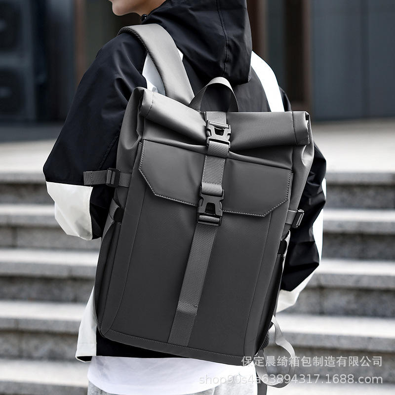 สีเทาเข้ม