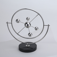 Sculpture Métallique Moderne Atom Orb, Décoration Artistique Abstraite Rotative, Écologique et Durable, Base en Marbre Noir, pour Maison, Bureau, Table
