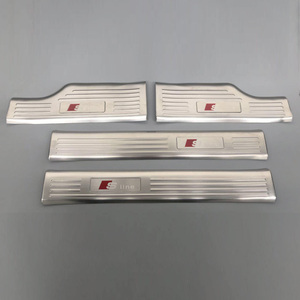 Quantum Hiace200 LED bande <span class=keywords><strong>de</strong></span> décoration <span class=keywords><strong>de</strong></span> <span class=keywords><strong>porte</strong></span> d'entrée bande <span class=keywords><strong>de</strong></span> seuil en acier inoxydable pour accessoires extérieurs Hiace 2005-2020 - Product Image 4