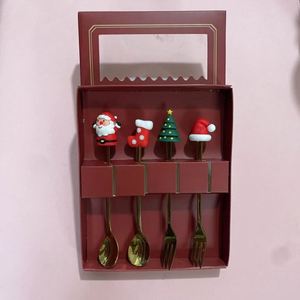 Juego de Cubiertos Navideños de Acero Inoxidable 304, Cuchara de Café con Diseño de Muñeca de Dibujos Animados, Cuchara de Postre de Papá Noel, Tenedor de Frutas con Caja de Regalo - Product Image 3