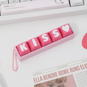 2026 MG Alphabet Valentine Love Phrase Mini Fidget Keyboard Keycaps Keychain Pink Series con Cherry <span class=keywords><strong>MX</strong></span> y Clones - Product Image 3