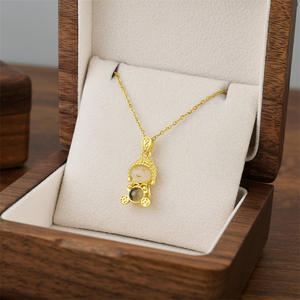 Sutra <span class=keywords><strong>del</strong></span> Corazón <span class=keywords><strong>del</strong></span> <span class=keywords><strong>Buda</strong></span> Maitreya Dorado, Colgante de Proyección de Jade Blanco, Collar de Acero de Titanio, Personalizado y Moderno para Mujer - Product Image 2