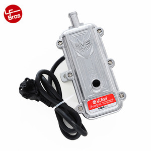 <span class=keywords><strong>LF</strong></span> <span class=keywords><strong>Bros</strong></span> 220V Elektroauto Motor heizung Wasser kühlmittel wärmer - Product Image 3