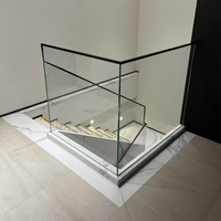 Escaliers droits en métal à double poutre de luxe modernes avec conception écologique Construction durable Garantie de 5 ans pour les villas à l'intérieur