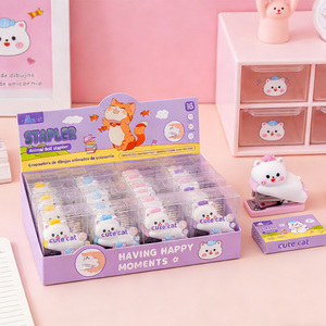 Taşınabilir Karikatür Özel Logolu Masaüstü Zımba, Günlük Ciltleme Malzemeleri, Sınır Ötesi Çok Satan - Product Image 1