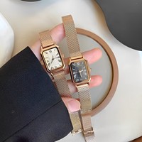 Montre rectangulaire en or rose pour femmes, pour étudiantes - Luxe léger, mode artistique, style universitaire rétro