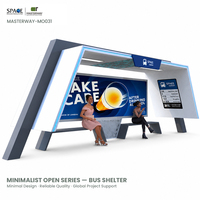 Abri de bus urbain moderne avec structure en aluminium, bande lumineuse LED et panneau publicitaire