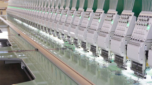 Machine à broder informatisée plate de haute qualité, 9 aiguilles, 24 têtes, neuve - Product Image 6