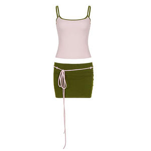Conjunto de dos piezas de verano para mujer al por mayor: Top corsé sólido con cordones, falda transpirable de talle bajo con dobladillo con volantes, estilo ajustado streetwear - Product Image 6