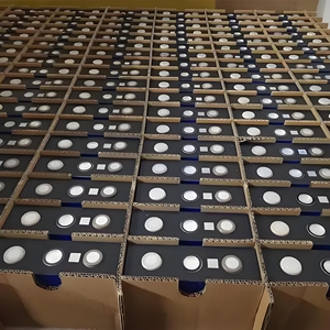 แบตเตอรี่ลิเธียมไอรอนฟอสเฟต 3.2V 100Ah พร้อมอายุการใช้งาน 5000 รอบ สำหรับระบบกักเก็บพลังงานแสงอาทิตย์ในบ้าน รถสามล้อ (แบบแท่งปริซึม) - Product Image 5