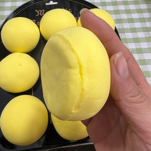 Jouet en forme de petit pain vapeur et de pain à la crème, 7 cm, doux et collant, à rebond lent, en matériau PU, best-seller TikTok sur Xiaohongshu - Product Image 5