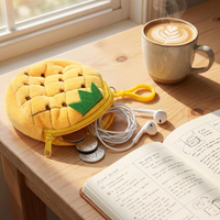 Porte-monnaie en peluche mignon en forme de fruit, porte-clés, mini sac à fermeture éclair de 8 cm pour écouteurs, pochette de rangement Kawaii pour filles et enfants