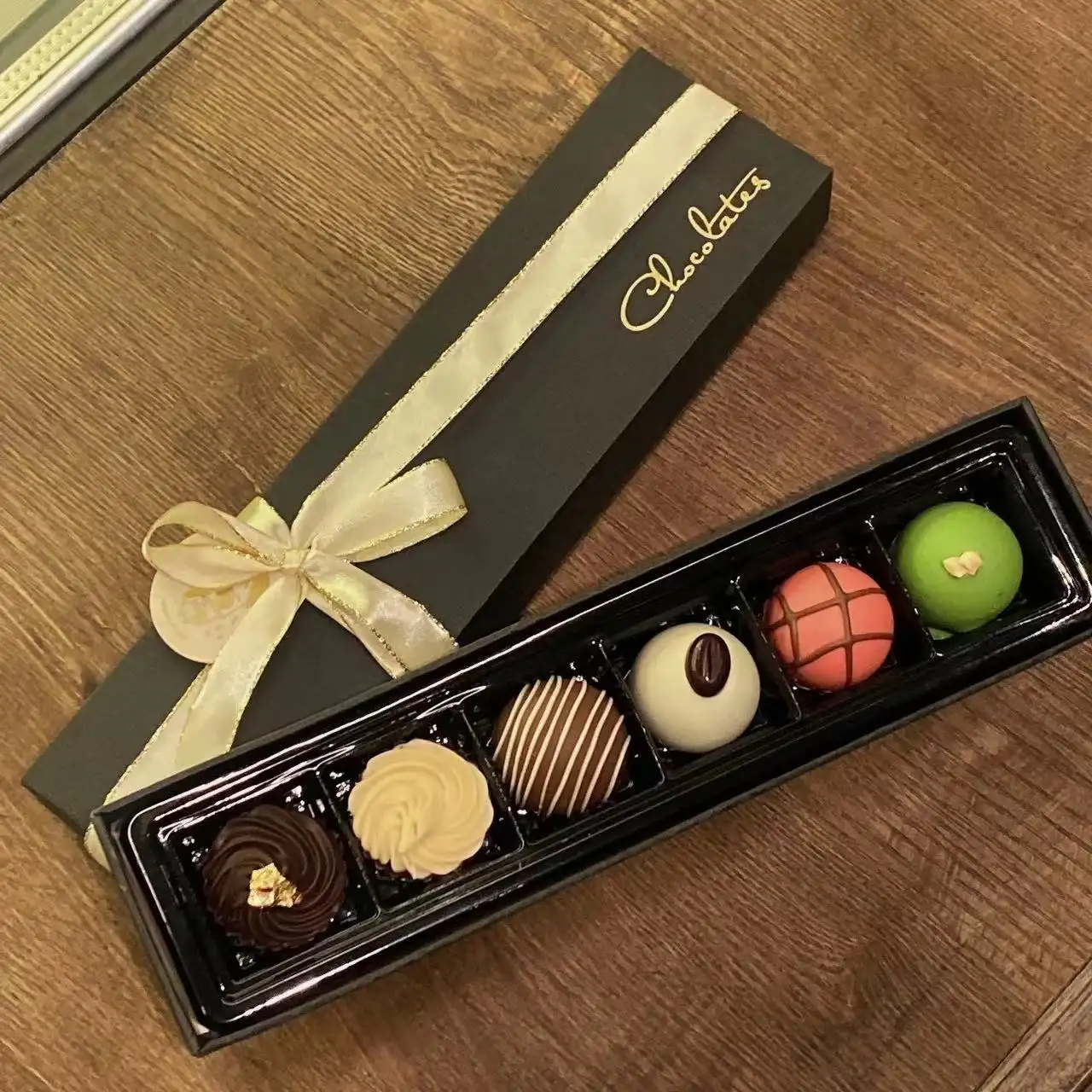 luxury wine Chocolate macaron Food boxes packaging with custom logo for Christmas Spring Festival gift set packaging box
