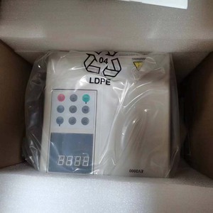 นิเด็ค EV1000 4T0015G C9 อินเวอร์เตอร์ควบคุมแบบเวกเตอร์ 3 เฟส 380 480V สำหรับใช้งานในอุตสาหกรรม - Product Image 3