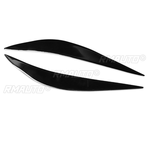 ฝาครอบตกแต่งขอบไฟหน้าสีดำ 1 คู่ สำหรับ BMW ซีรีส์ 4 M3 M4 F32 F33 F36 F80 F82 F83 สติ๊กเกอร์ติดขอบไฟหน้า - Product Image 2