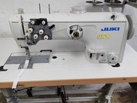 Jukis 2860 d'occasion Machine à coudre à point noué à entraînement direct à deux aiguilles Machine à coudre à bras long et droit Sièges de voiture à coudre