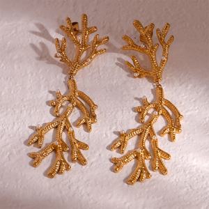 Boucles d'oreilles minimalistes en perles et or Bijoux imperméables en acier inoxydable plaqué 18 carats pour femmes - Product Image 6