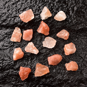 Arancione di cristallo di sale di roccia di cristallo di sale minerale naturale per la purificazione e la visualizzazione con il Feng Shui lettere d'amore stile mascotte - Product Image 4