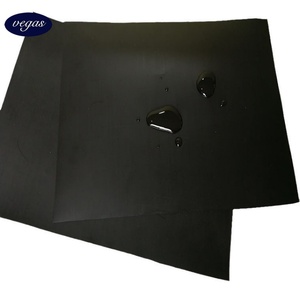 Geomembrana <span class=keywords><strong>de</strong></span> HDPE <span class=keywords><strong>de</strong></span> 1.0mm, 1.5mm, 2.0mm para Sistemas <span class=keywords><strong>de</strong></span> Recolección <span class=keywords><strong>de</strong></span> <span class=keywords><strong>Agua</strong></span> <span class=keywords><strong>de</strong></span> <span class=keywords><strong>Lluvia</strong></span>, Depósitos y Estanques <span class=keywords><strong>de</strong></span> Riego - Revestimiento Impermeable Eficaz - Product Image 1