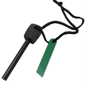 Allume-feu de survie portable miniature de qualité supérieure KongBo avec marteau vert - Product Image 2