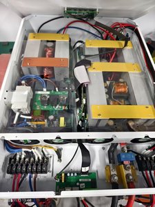 โรงงานผลิตโดยตรง มาตรฐานอเมริกา ระบบไฮบริด 120V/240V แบบแยกเฟส 10-12KW ประสิทธิภาพสูง สำหรับระบบพลังงานแสงอาทิตย์ภายในบ้าน - Product Image 6