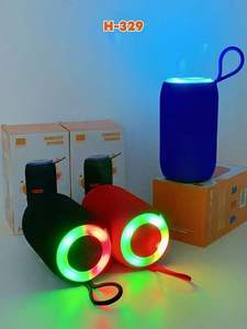 H-329 Altavoz Inalámbrico Mini Vertical Cilíndrico de Plástico de 8W con Puerto USB, LED RGB y Diseño de Correa Portátil para Música en el Coche - Product Image 5