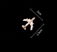 Épingle à revers en alliage de zinc doré et argenté en forme d'avion 3D personnalisable pour costume d'homme