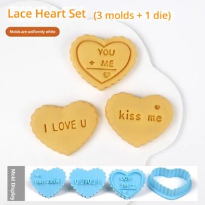 Ensemble de moules à biscuits en forme de cœur avec message anglais émouvant : votre outil pour des biscuits qui parlent de tout cœur - Product Image 5