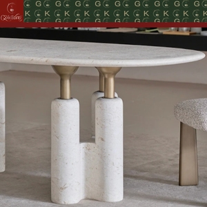 Mesa de Comedor Ovalada Moderna GOLDKING de Travertino con Tapa Beige, Patas de Bloque Doble con Acabado en Latón, Diseño Personalizado, Directo de Fábrica - Product Image 4