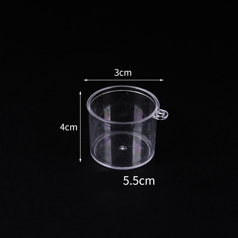 Tasse vide transparente
